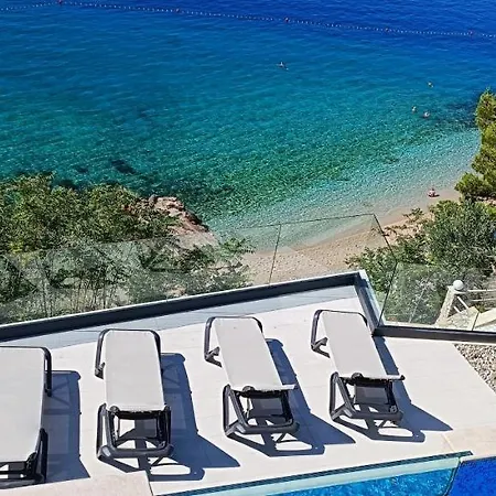 Luxury Smilje - Near The * Pisak