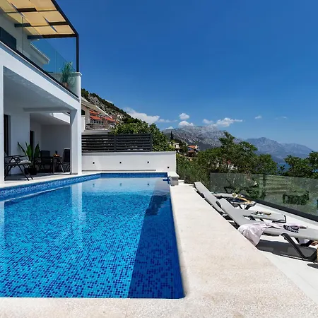 Luxury Smilje - Near The *
