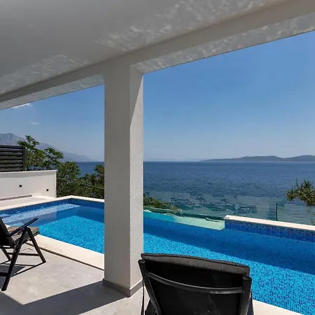 Villa Luxury Smilje - Near The Pisak