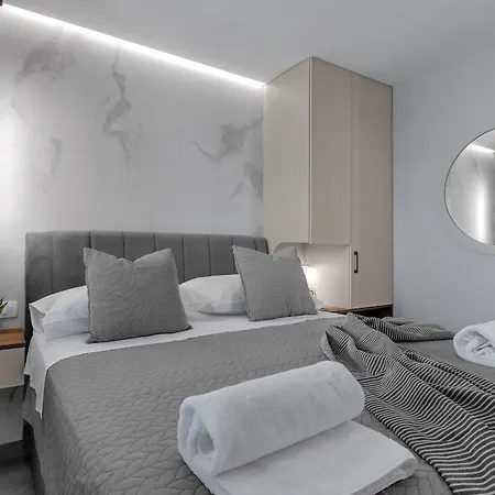 Luxury Smilje - Near The Villa