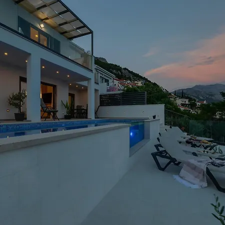 Luxury Smilje - Near The *