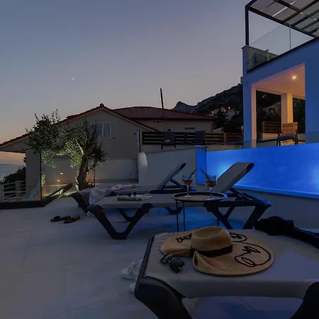 Luxury Smilje - Near The *